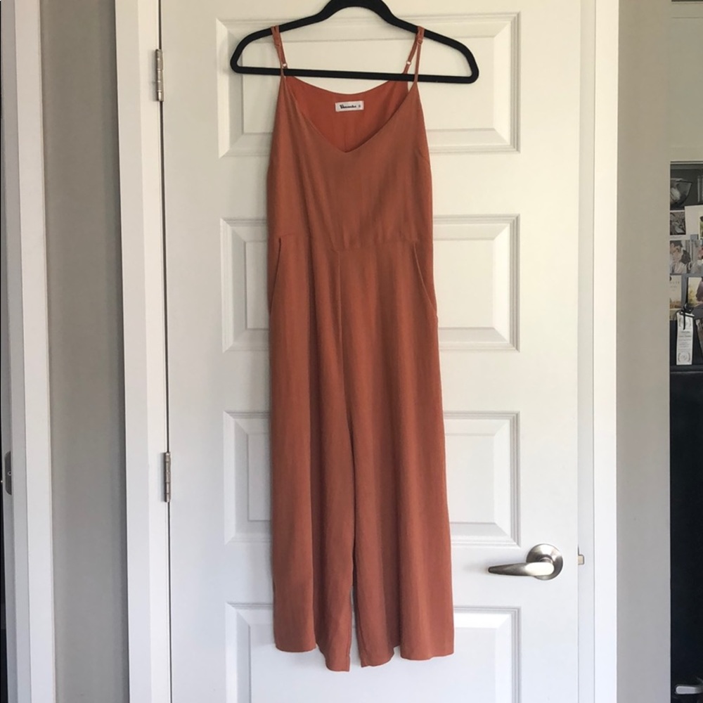 Vernacular jumpsuit with pockets